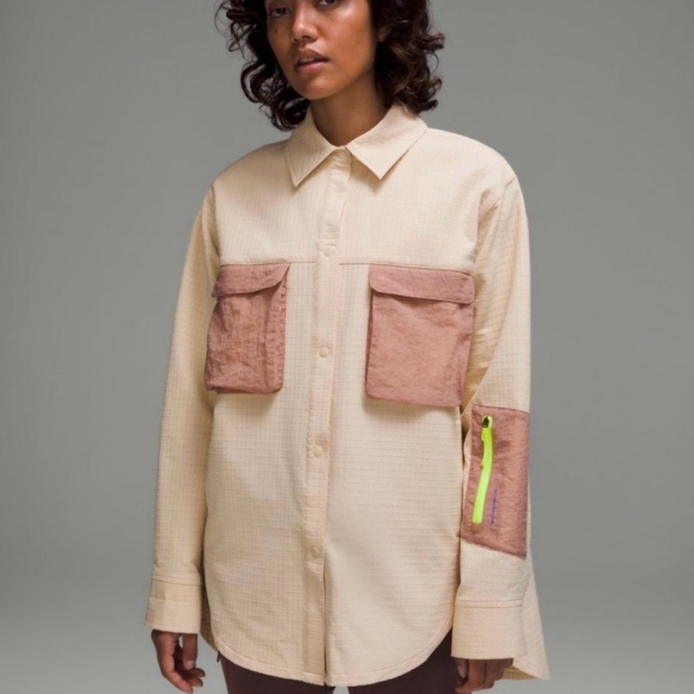 Lululemon Grid Fleece Button Down Hiking Over-Shirt Prosecco / Pink Clay Size 2